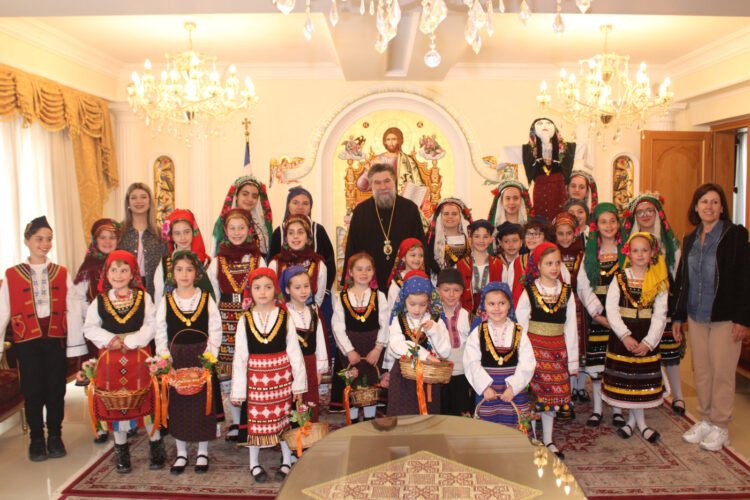 Προανάκρουσμα ελπίδος και ζωής από τους μικρούς αγγελιοφόρους της Αναστάσεως στην Εκκλησία των Σερρών