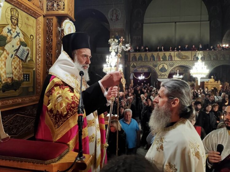 Χειροθεσία Πρωτοπρεσβυτέρου στον Εσπερινό του Αγίου Γεωργίου στην Καρδίτσα