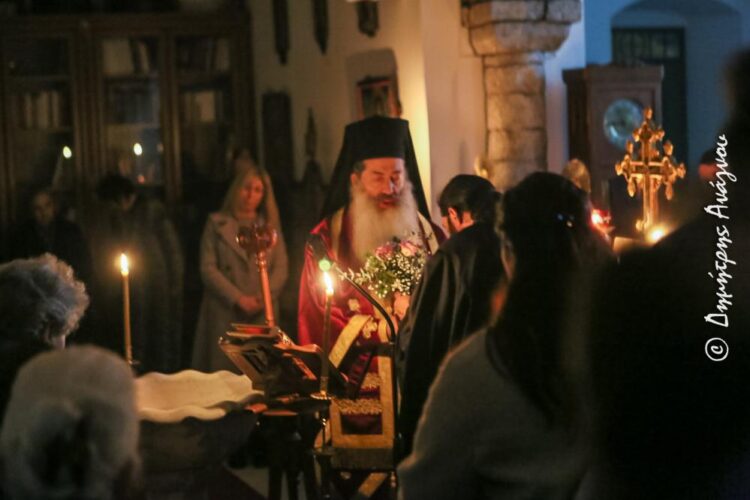 Κατανυκτική αγρυπνία στο «Δεσποτικό» στην Λαμία