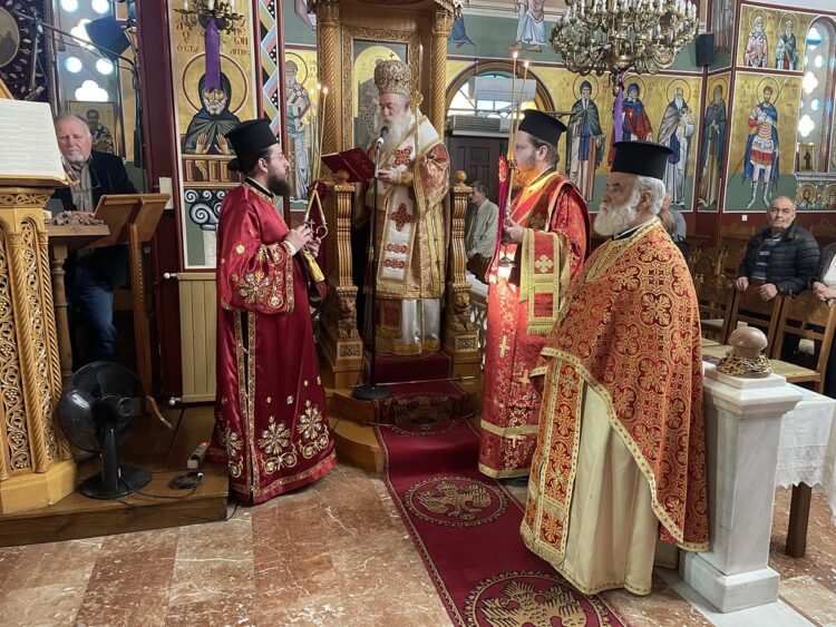 Θ. Λειτουργία της Μ. Πέμπτης στην Ιερά Μητρόπολη Κορίνθου.