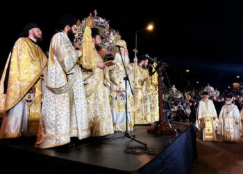 Η Σύναξη των Επιταφίων στην Ιερά Μητρόπολη Κορίνθου