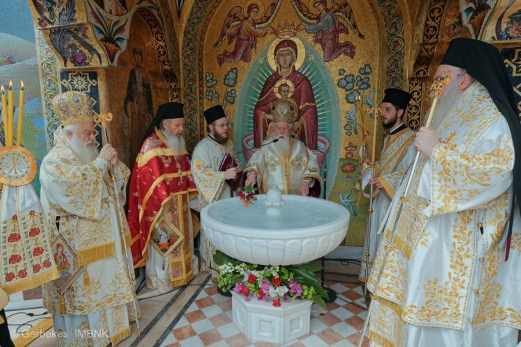 Πολυαρχιερατικό συλλείτουργο στην Ι. Μονή Παναγίας Δοβρά και χειροτονία διακόνου