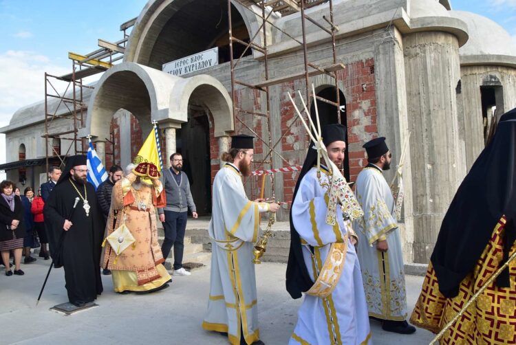 Εγκαίνια θυσιαστηρίου εις μνήμην Γρηγορίου του Ε΄ και Κυρίλλου του ΣΤ΄