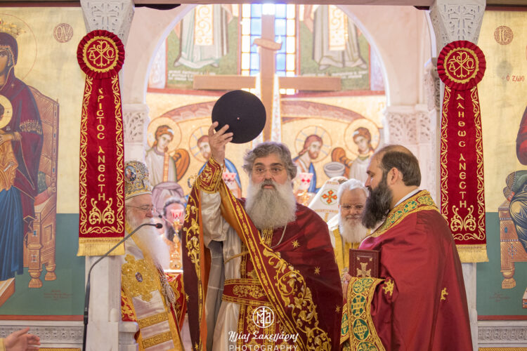 Χειροτονήθηκε Πρεσβύτερος ο γιος του π. Χαρίλαου στον Βόλο