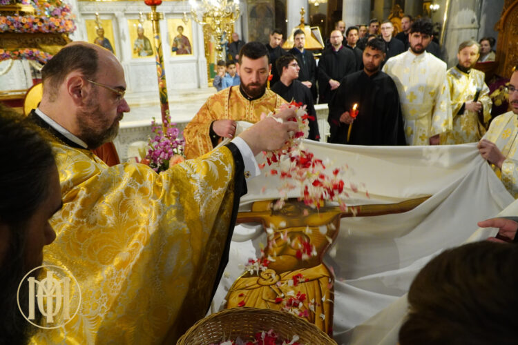 Η Ακολουθία των Μεγάλων Ωρών και ο Εσπερινός της Αποκαθήλωσης στη Θεσσαλονίκη