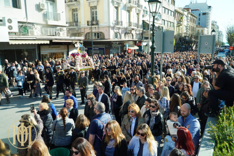 Η Ακολουθία του Επιταφίου στον Ενοριακό Ιερό Ναό Αγίου Μηνά του Ιστορικού Κέντρου της Θεσσαλονίκης