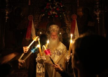 Μετέωρα | Η Λαμπροφόρος Ανάσταση στην Ιερά Μονή Βαρλαάμ