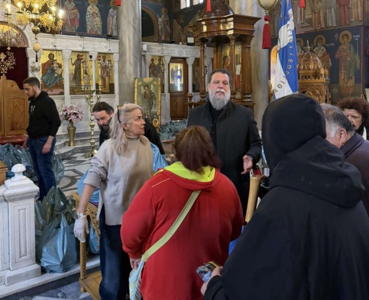  Δέματα Αγάπης από την Ιερά Μητρόπολη Νέας Ιωνίας