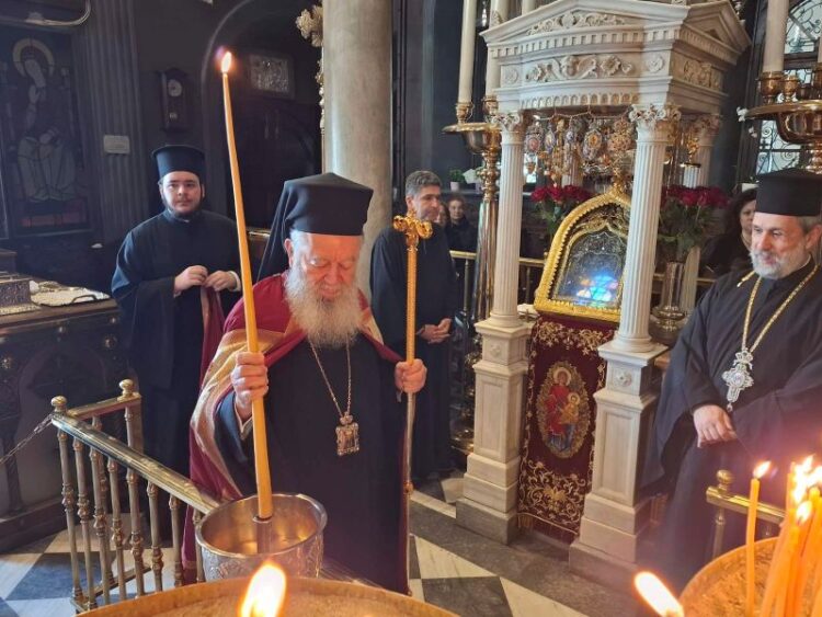 ΤΟ ΕΤΗΣΙΟ ΠΡΟΣΚΥΝΗΜΑ ΤΩΝ ΧΑΛΚΙΔΕΩΝ ΣΤΗΝ ΜΕΧΑΛΟΧΑΡΗ ΤΗΣ ΤΗΝΟΥ