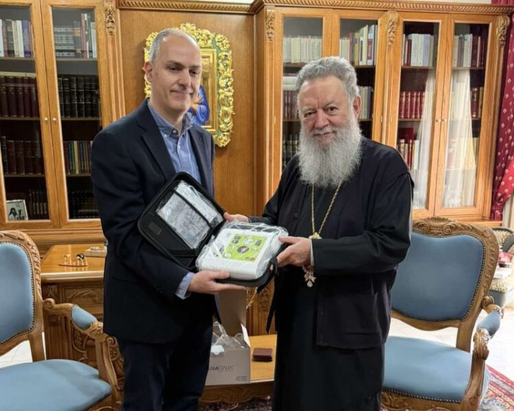 ΔΩΡΕΑ ΑΠΙΝΙΔΩΤΗ ΑΠΟ ΤΟΝ ΑΝΤΙΠΕΡΙΦΕΡΕΙΑΡΧΗ ΓΕΩΡΓΙΟ ΚΕΛΑΪΔΙΤΗ ΣΤΙΣ ΚΑΤΑΣΚΗΝΩΣΕΙΣ ΤΗΣ Ι. ΜΗΤΡΟΠΟΛΕΩΣ ΧΑΛΚΙΔΟΣ