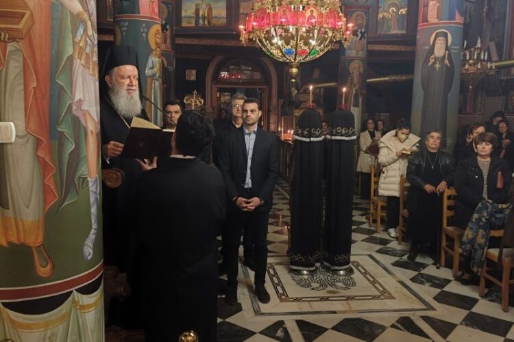 ΜΕΓΑΛΗ ΔΕΥΤΕΡΑ Ο ΜΗΤΡΟΠΟΛΙΤΗΣ ΧΑΛΚΙΔΟΣ ΣΤΗΝ ΕΝΟΡΙΑ ΚΑΣΤΕΛΛΑΣ ΜΕΣΣΑΠΙΩΝ