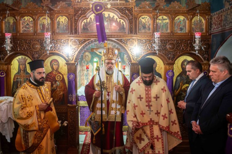 Η Θεία Λειτουργία της Μεγάλης Πέμπτης στην Αγία Βαρβάρα Καλαμάτας