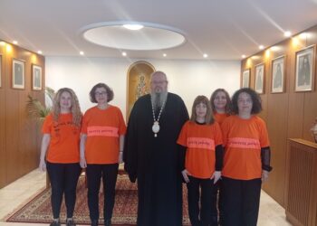 Το Κοινωνικό Εθελοντικό Δικτύου «ΚΑΝΕΙΣ ΜΟΝΟΣ» προσέφερε χρήματα στα Συσσίτια της Ι.Μ. Λαρίσης