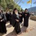 Ιστορική επίσκεψη και προσκύνημα της εκπροσώπων της Ιεράς Κοινότητας του Αγίου Όρους στις Ιερές Μονές Μεγάλου Σπηλαίου και Αγίας Λαύρας Καλαβρύτων