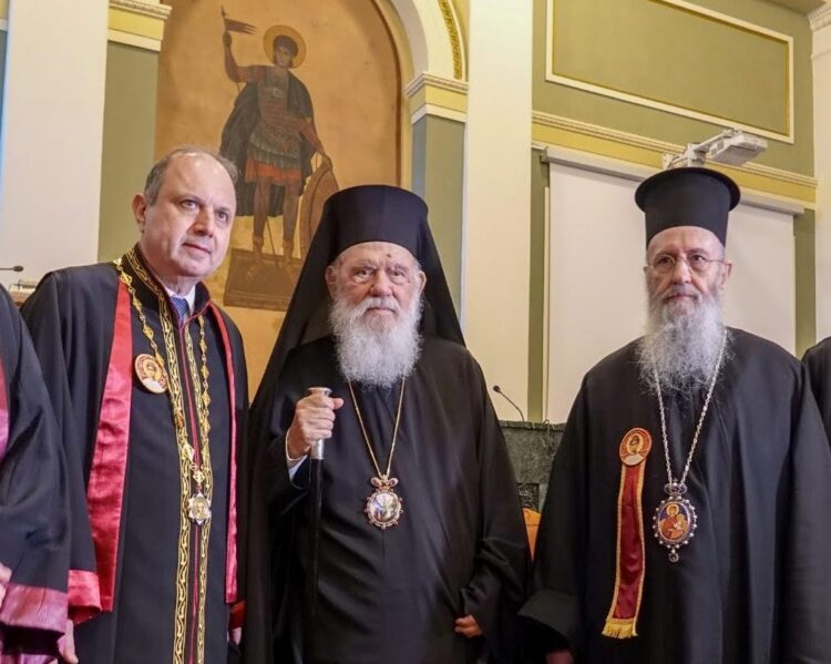 Μητροπολίτης Ναυπάκτου Ἱερόθεος: Ἐπίτιμος Διδάκτωρ τῆς Θεολογικῆς Σχολῆς ΑΠΘ