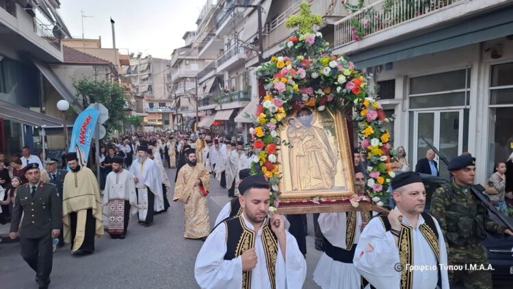 Η Λιτανεία  του  Αγίου  Χριστοφόρου  στο  Αγρίνιο