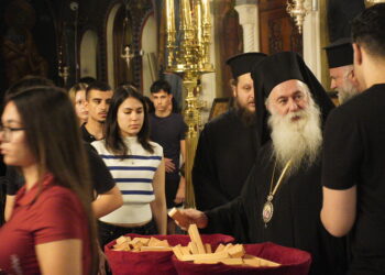 Ιερά Παράκληση για τους Υποψηφίους των Πανελλαδικών στην Κόρινθο