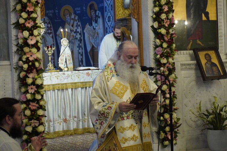 Πανηγυρικός εορτασμός της Πεντηκοστής στην Ι. Μητρόπολη Κορίνθου