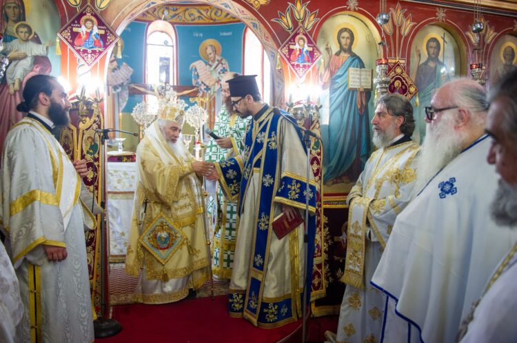 ΜΟΝΑΧΙΚΗ ΚΟΥΡΑ ΚΑΙ ΕΙΣ ΔΙΑΚΟΝΟΝ ΧΕΙΡΟΤΟΝΙΑ  ΑΠΟ ΤΟΝ  ΜΗΤΡΟΠΟΛΙΤΗ ΕΔΕΣΣΗΣ