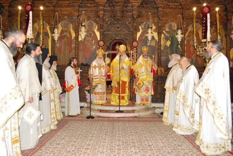 Ἡ Πανήγυρη τοῦ Μητροπολιτικοῦ  Ναοῦ τῆς Ἁγίας Φωτεινῆς στήν Νέα Σμύρνη