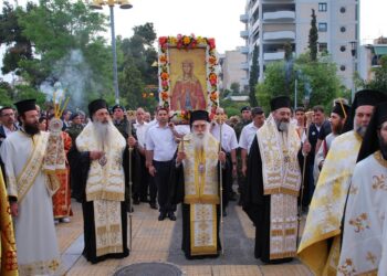 Μεθέορτος Ἑσπερινός καί Πάνδημη Λιτανεία τῆς ἱερᾶς Εἰκόνας τῆς Ἁγίας Φωτεινῆς στήν Νέα Σμύρνη