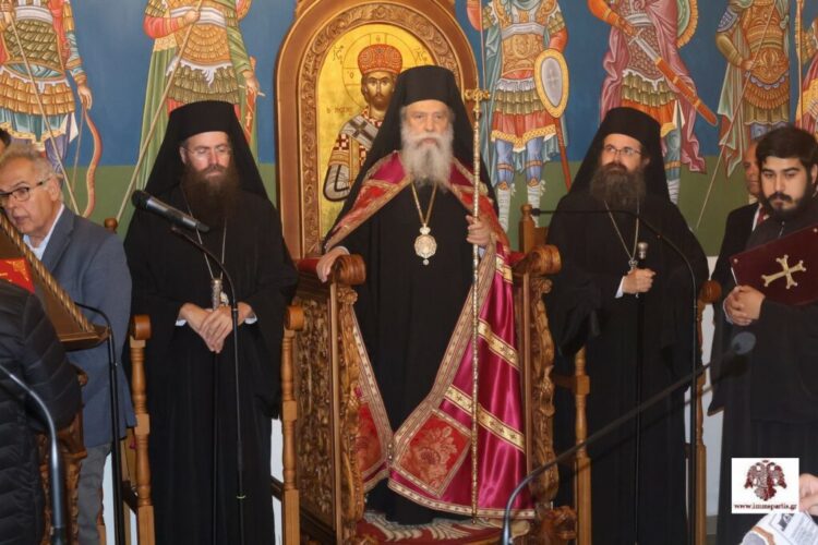 Λαμπρός πανηγυρικός Αρχιερατικός Εσπερινός στον Νεόδμητο Ι.Ν. Αγίου Ανανίου