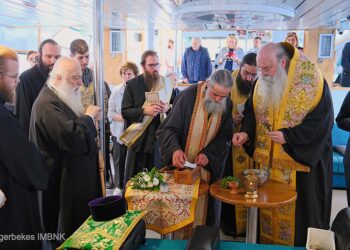Περίπλους του Αγίου Όρους με τη συμμετοχή του Μητροπολίτη Βεροίας