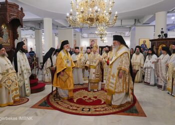 Πολυαρχιερατικό Συλλείτουργο και χειροτονία στον Ι. Ναό Αγίου Λουκά Βέροιας