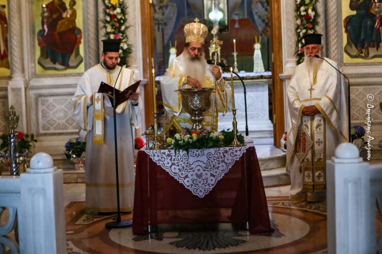 Φθιώτιδος Συμεών: «Σεισμός φωτοχυσίας και ελευθερίας»