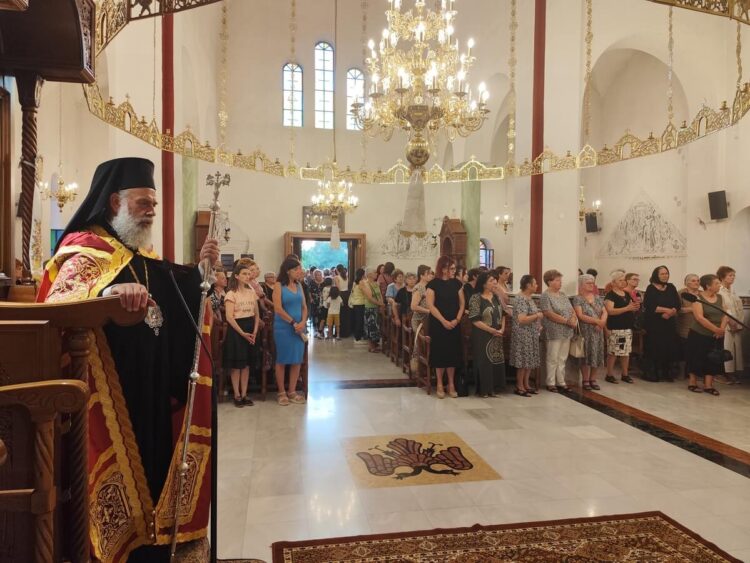 Πανηγυρικός Εσπερινός επί τη εορτή της Συνάξεως των Αγίων Δώδεκα Αποστόλων στην «Κόκκινη Εκκλησιά» Καρδίτσης