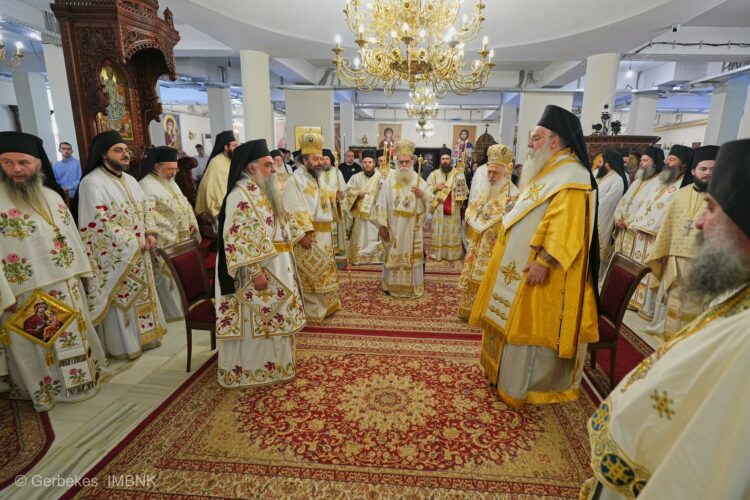 Πολυαρχιερατικό Συλλείτουργο και χειροτονία διακόνου στον πανηγυρίζοντα Ι. Ναό Αγίου Λουκά Βέροιας