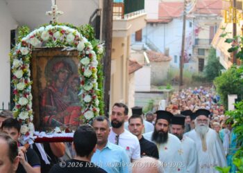 Δισαρχιερατικός Εσπερινός στον πανηγυρίζοντα Ιερό Ναό Παναγίας Φανερωμένης Άρτης