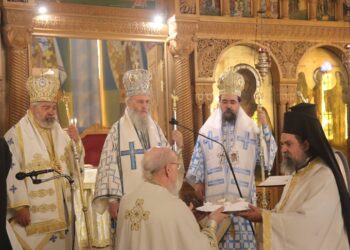 Πολυαρχιερατική πανήγυρη στη Ναύπακτο για τη Σύναξη των Αγίων Επισκόπων της