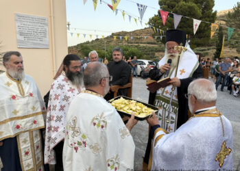 Ο Αρχιερατικός Εσπερινός της εορτής της Οσίας Ειρήνης της Χρυσοβαλάντου στην Ενορία Δάφνης Σητείας