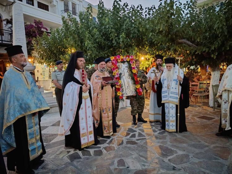 Ποιμαντική επίσκεψη του Μητρ. Σάμου Ευσεβίου σε Φούρνους και Ικαρία