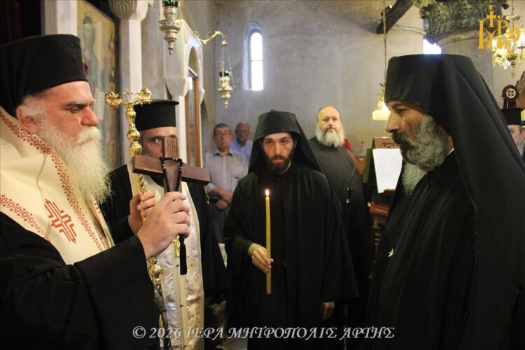 Χειροθεσία Ρασοφόρου Μοναχού στον Βυζαντινό Ναό Αγίας Θεοδώρας Άρτης