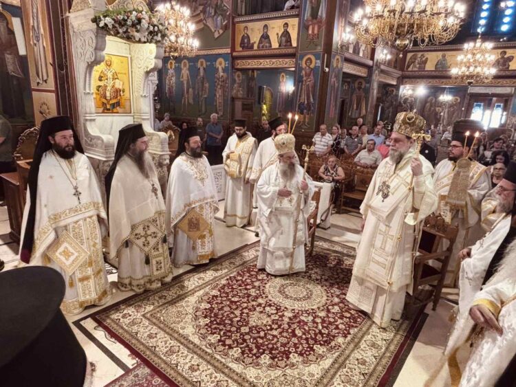 Πανηγυρικό Συλλείτουργο για την εορτή των Αγίων Αναργύρων στη Ν. Ιωνία