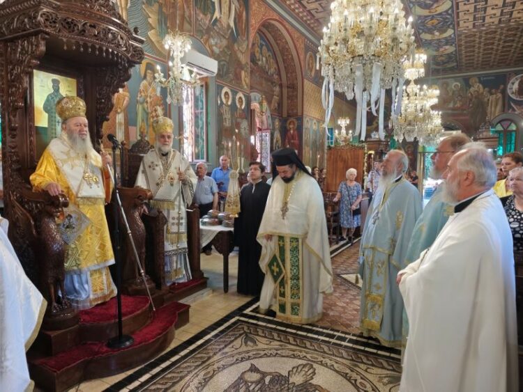 Ο ΕΟΡΤΑΣΜΟΣ ΤΩΝ ΑΓΙΩΝ ΑΝΑΡΓΥΡΩΝ ΣΤΗΝ ΙΕΡΑ ΜΗΤΡΟΠΟΛΗ ΧΑΛΚΙΔΟΣ