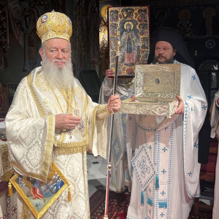 ΣΤΟ ΘΡΟΝΙ ΤΗΣ Η ΠΟΛΙΟΥΧΟΣ ΤΗΣ ΧΑΛΚΙΔΟΣ ΑΓΙΑ ΠΑΡΑΣΚΕΥΗ