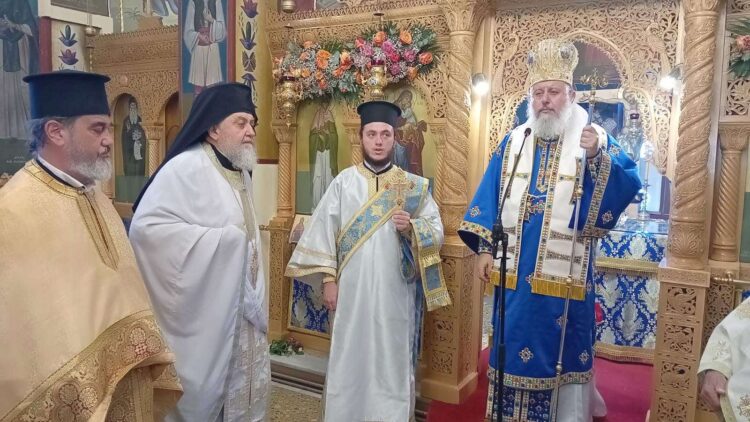 Ο Ταλαντίου Θεολόγος στην Αγία Κυριακή Παραλίας Λιβανατών