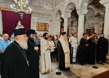 Η πρώτη Παράκληση στην Παναγία Εκατονταπυλιανή Πάρου