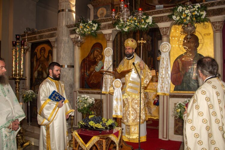 Με λαμπρότητα πανηγύρισε τὴν ἑορτὴ τῆς Μεταμορφώσεως τοῦ Σωτῆρος ὁ ἱστορικὸς Ναὸς τῆς Πλάκας
