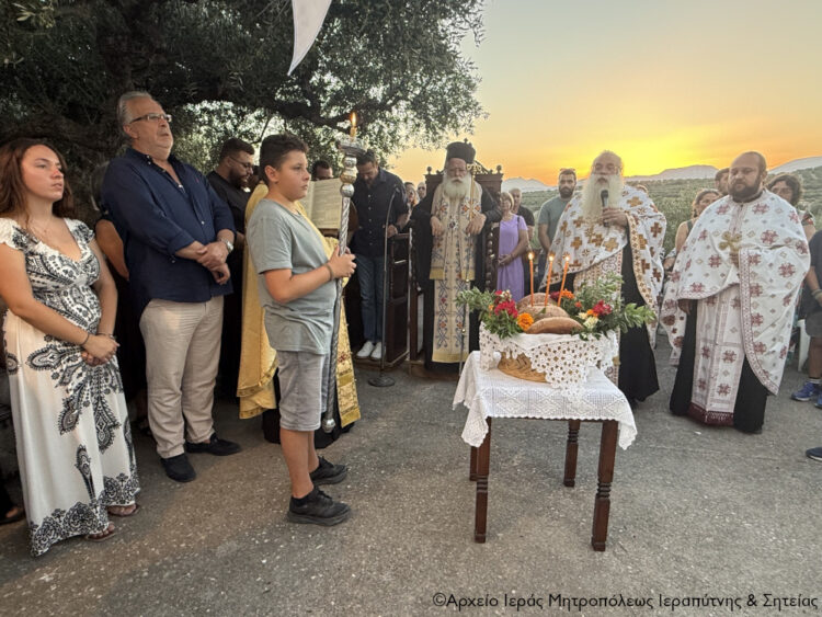 Ο εορτασμός του Αγίου Φανουρίου στον ομώνυμο πανηγυρίζοντα Ι. Ναό της Ενορίας Παπαγιαννάδων Σητείας