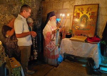 Ιερά Αγρυπνία στην ιστορική Ιερά Μονή Παναγίας Βράχου Νεμέας.