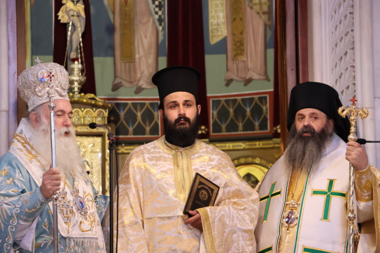 Χειροτονία νέου Πρεσβυτέρου στην Κόρινθο
