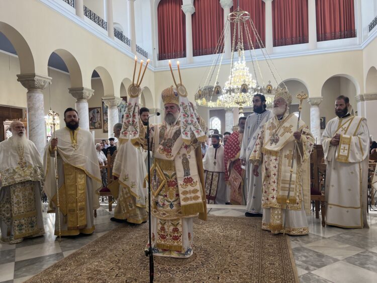 «Σας αγαπώ πολύ και είστε όλοι μέσα στην καρδιά μου» – Τα πρώτα ονομαστήρια του Μητροπολίτη Κυδωνίας και Αποκορώνου Τίτου