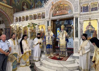 Ο Άγιος Ιωάννης με το αίμα του γίνεται Πρόδρομος του Μαρτυρίου του Σταυρού και του Γολγοθά