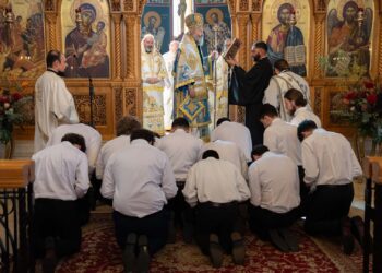 Χειροθεσία δεκαπέντε Αναγνωστών στο Kogarah του Σύδνεϋ
