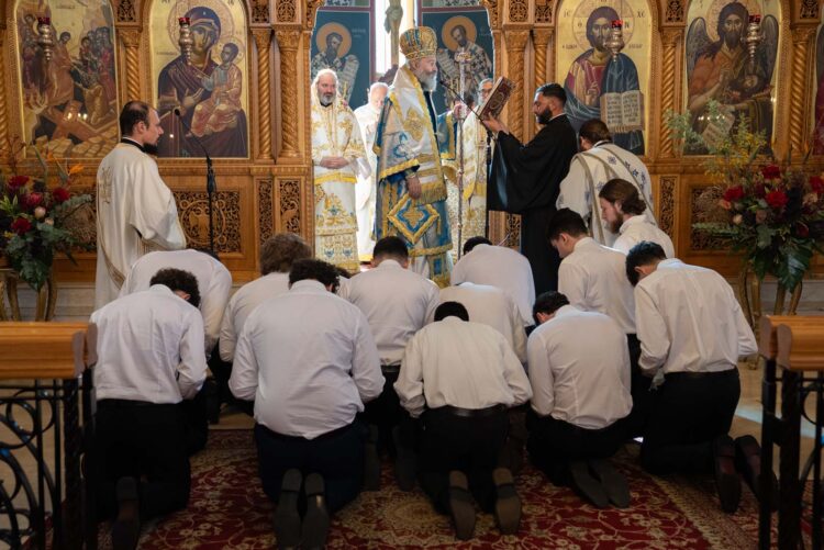 Χειροθεσία δεκαπέντε Αναγνωστών στο Kogarah του Σύδνεϋ