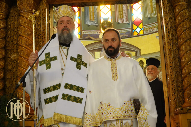 Χειροτονία Πρεσβυτέρου από τον Μητροπολίτη Θεσσαλονίκης Φιλόθεο